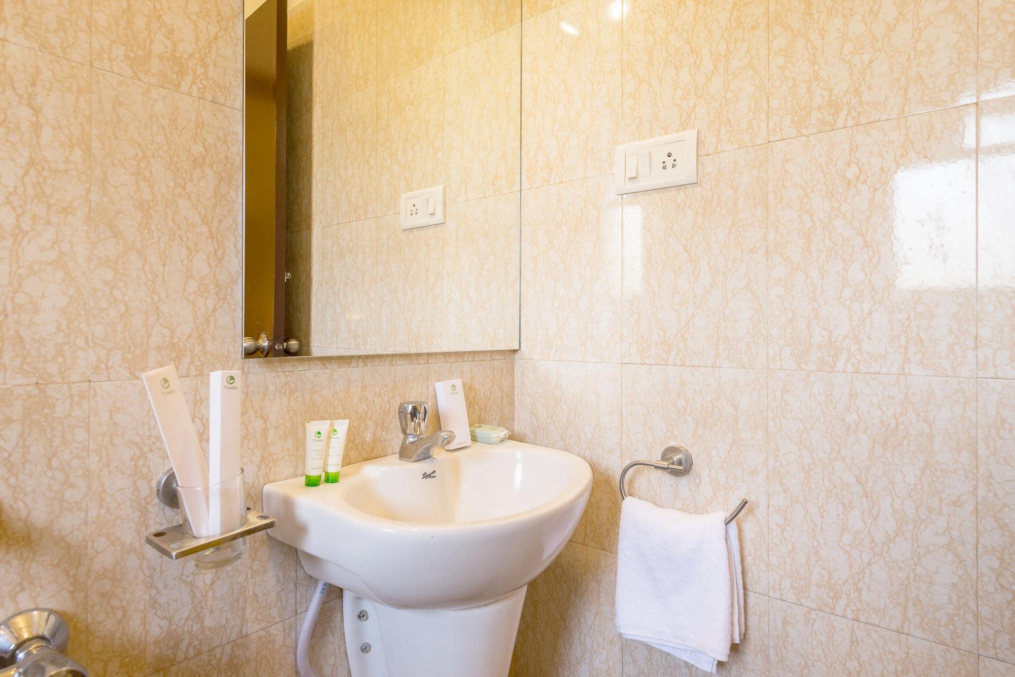 Treebo Nestlay Casa Hotel Chennai Ngoại thất bức ảnh