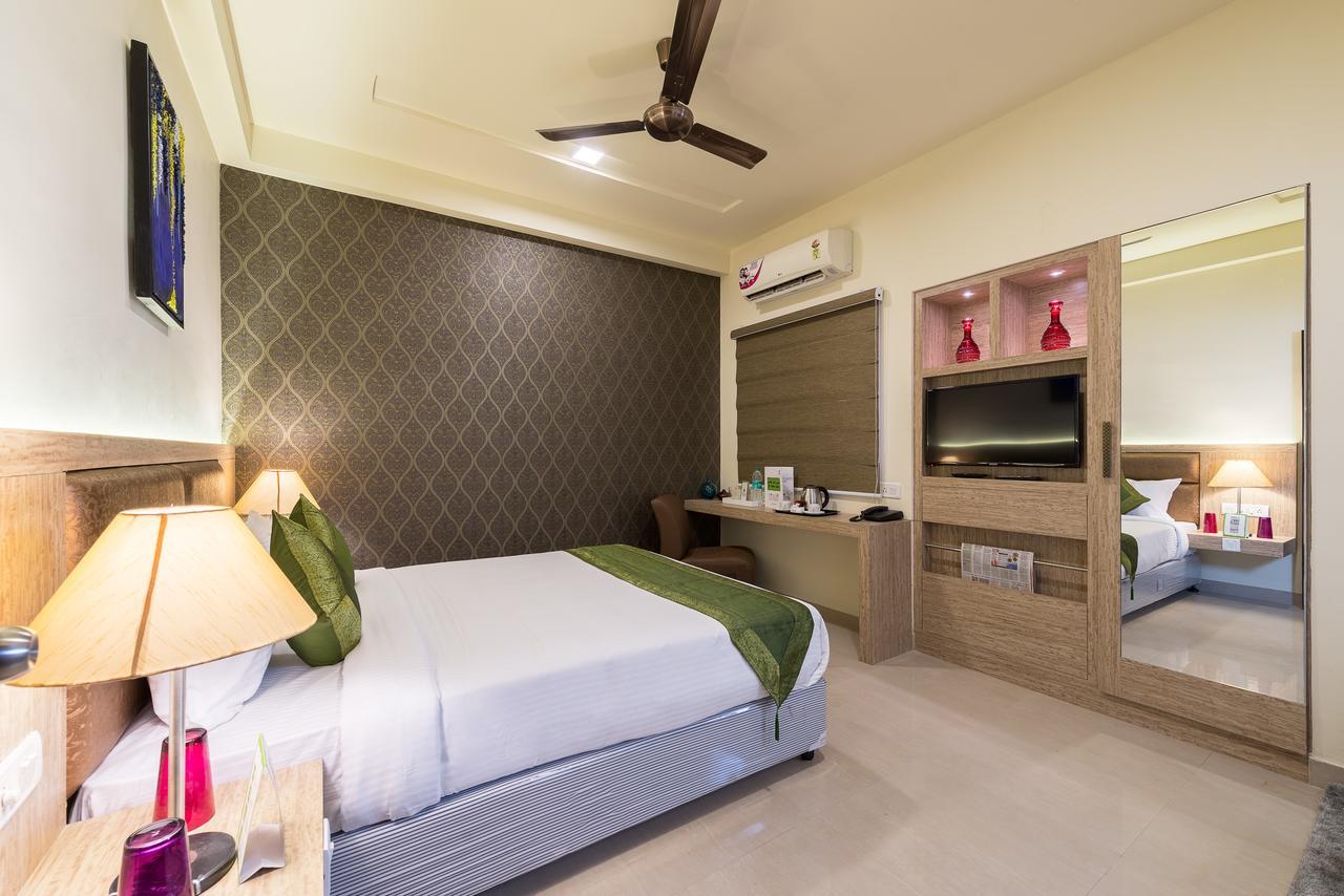 Treebo Nestlay Casa Hotel Chennai Ngoại thất bức ảnh