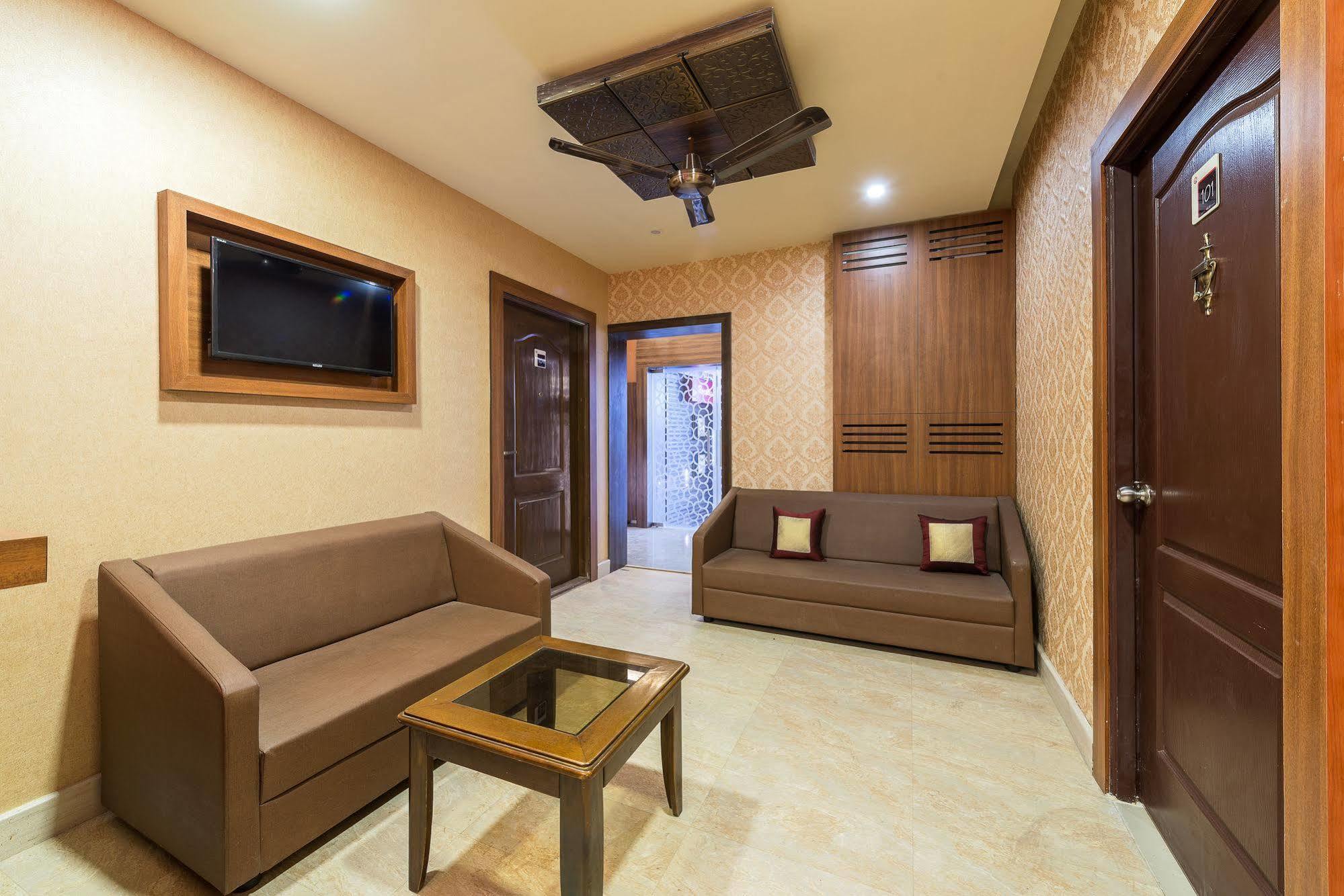 Treebo Nestlay Casa Hotel Chennai Ngoại thất bức ảnh