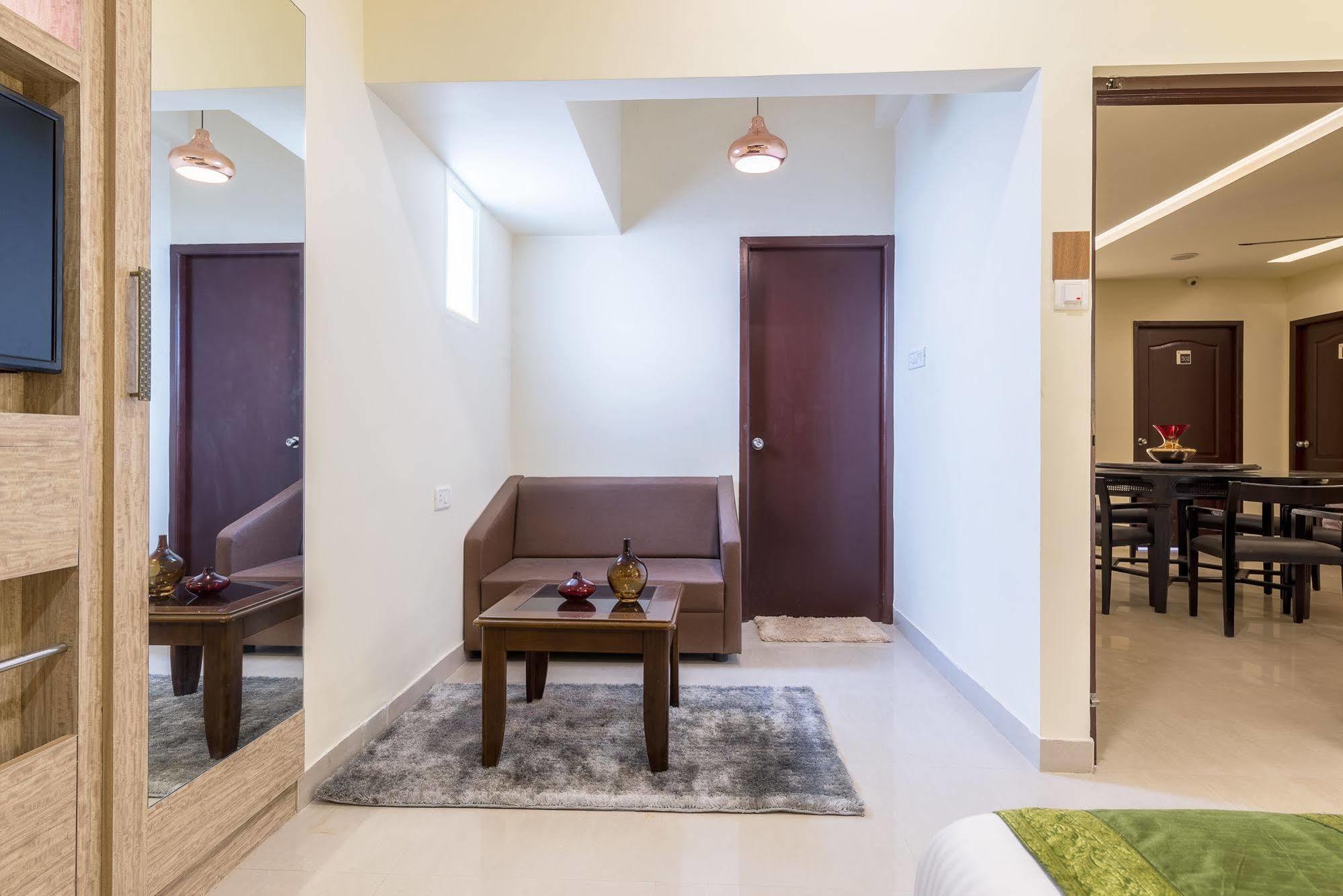 Treebo Nestlay Casa Hotel Chennai Ngoại thất bức ảnh